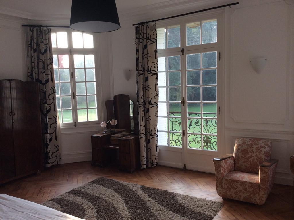 Chateau De Bertreville Bed and Breakfast Habitación foto